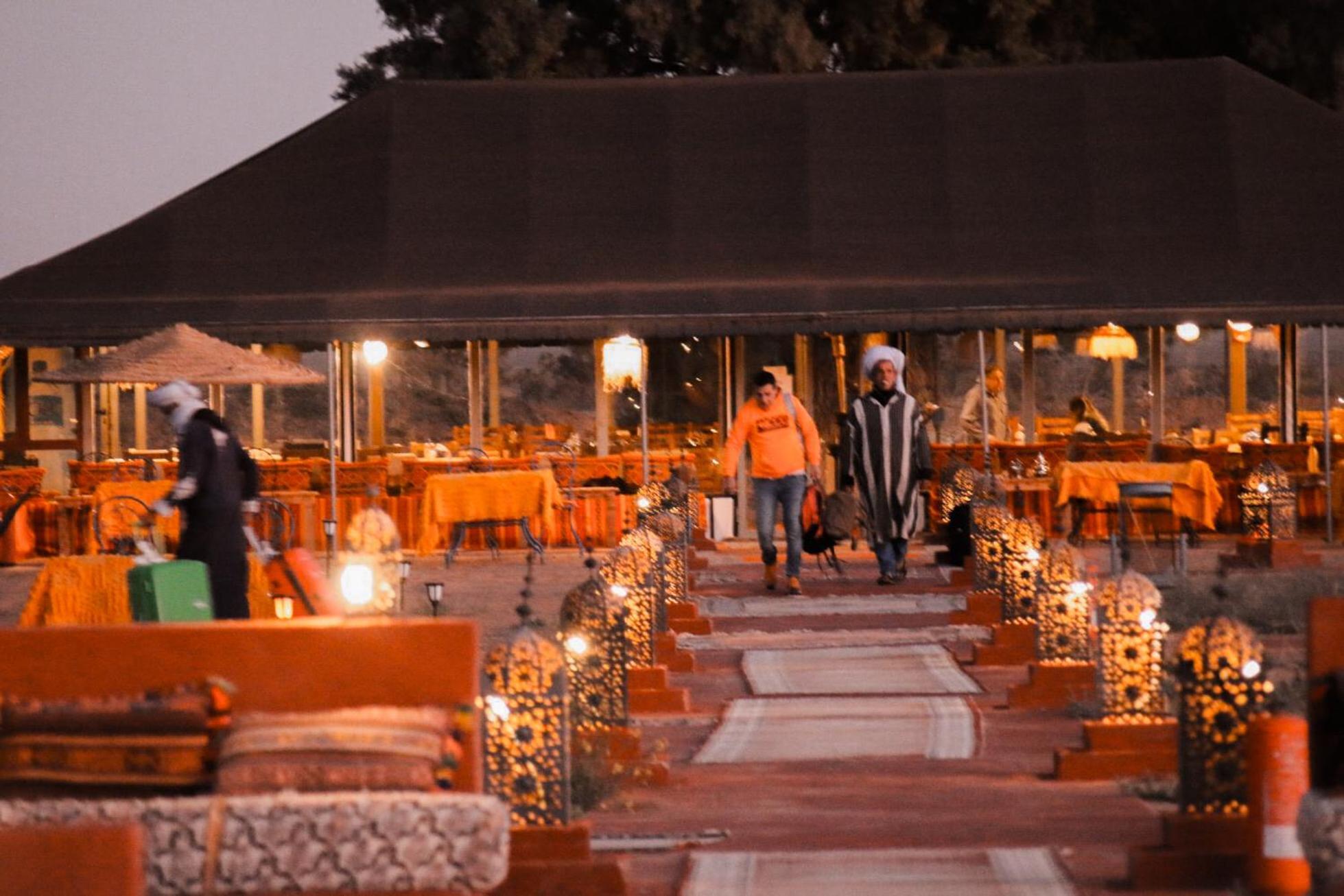 מרזאוגה Glamorous Luxury Camp מראה חיצוני תמונה